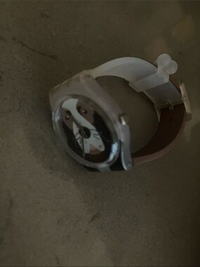 White Silicone Strap Analog Watch with Cat Face Dial